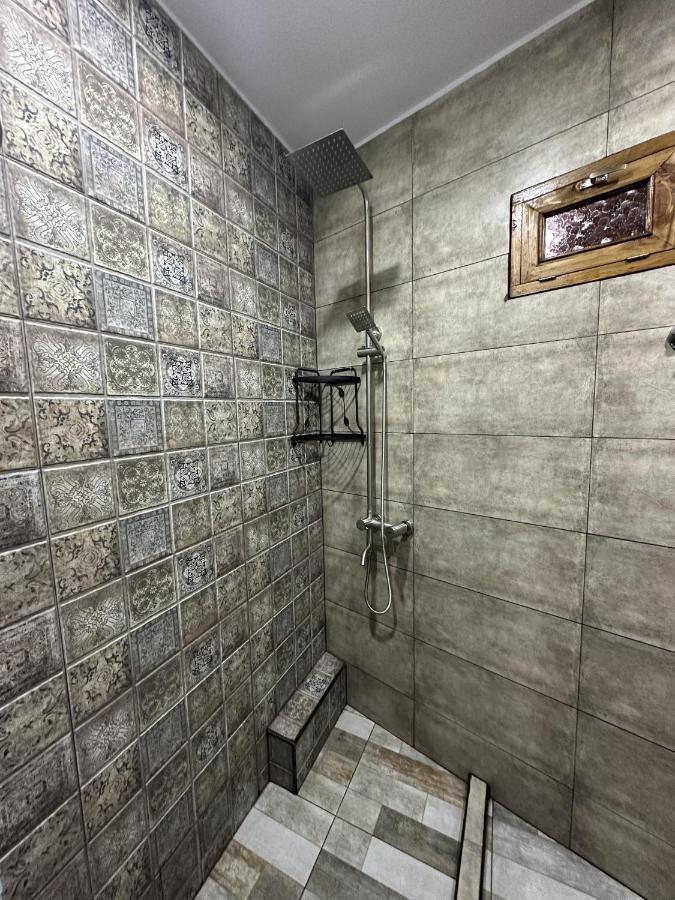 Cozy Flat In Center Of Tbilisi Appartement Buitenkant foto