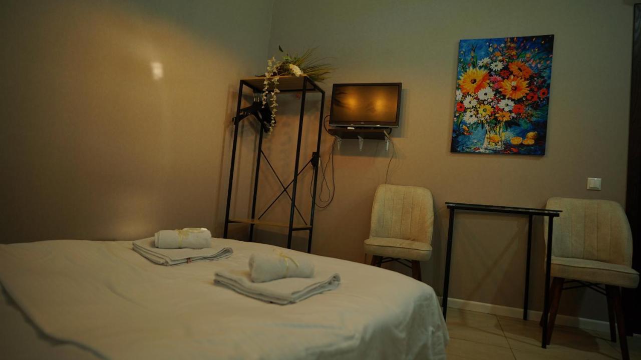 Cozy Flat In Center Of Tbilisi Appartement Buitenkant foto